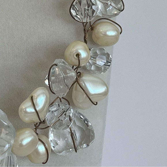 Vintage Abra Pearl and Lucite Necklace with Wire Lacing - Picture 10 of 14